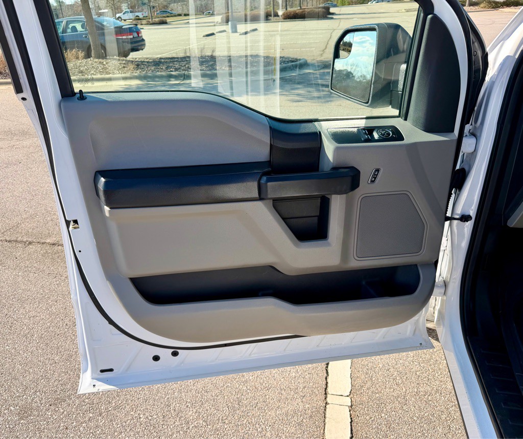 2017 Ford F-150 Image 11