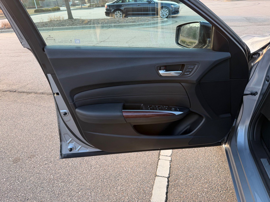 2016 Acura TL Image 11
