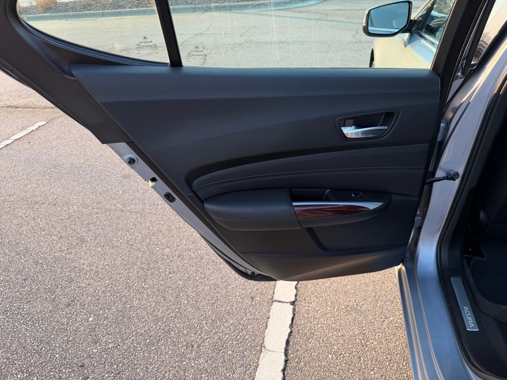 2016 Acura TL Image 15