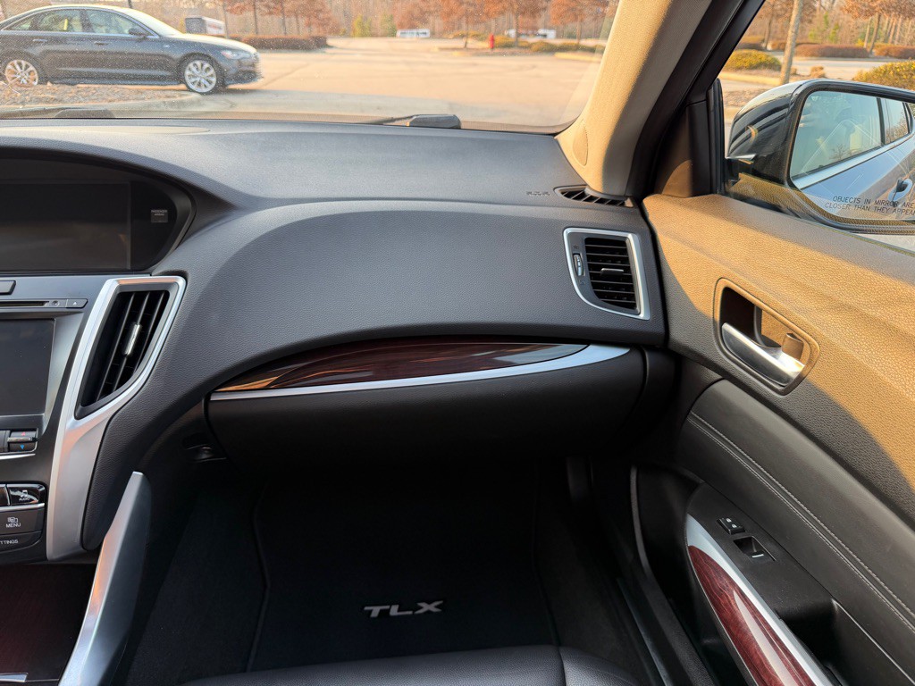 2016 Acura TL Image 16