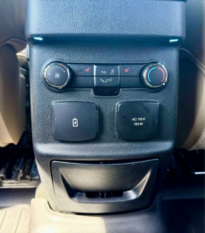 2017 Ford Explorer Image 14