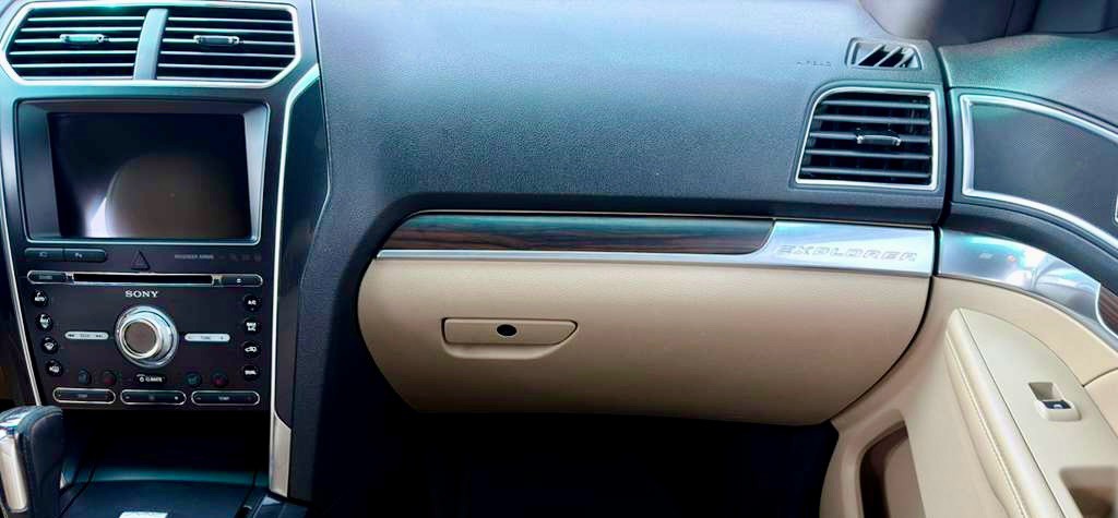 2017 Ford Explorer Image 16