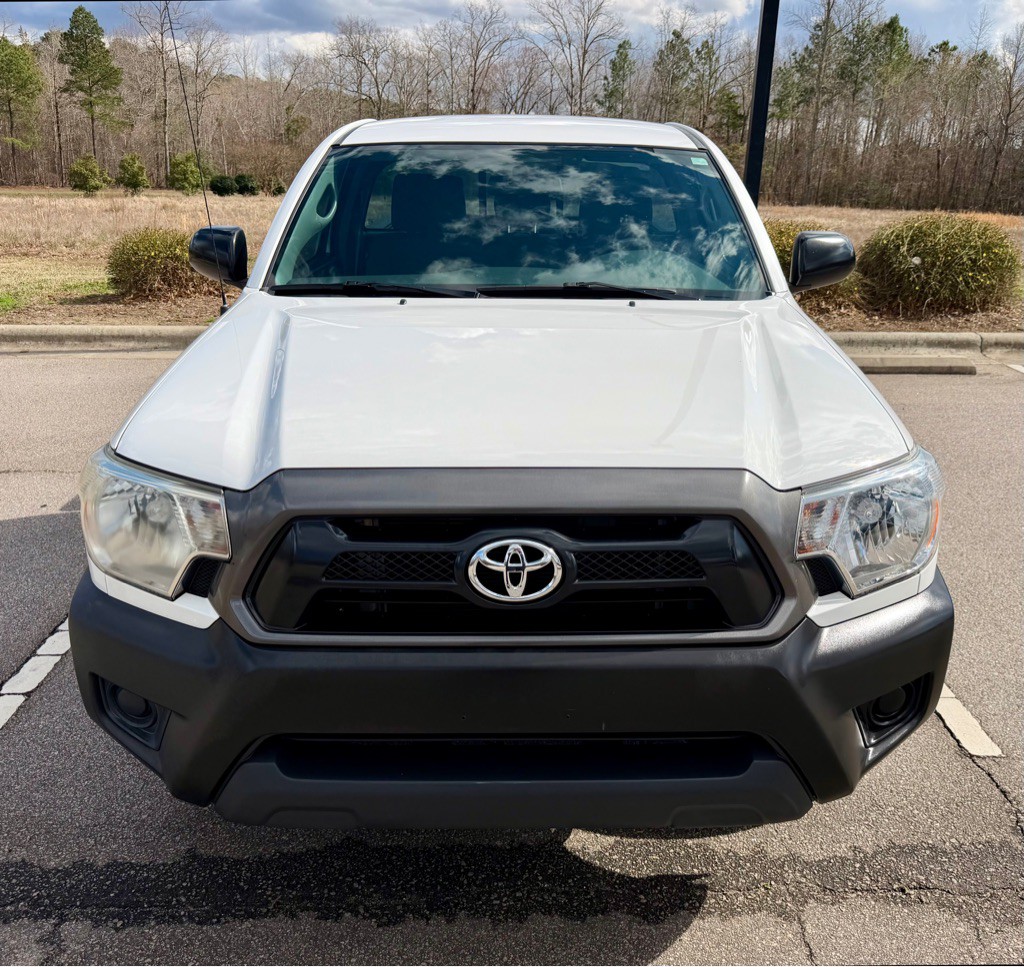 2014 Toyota Tacoma Image 2