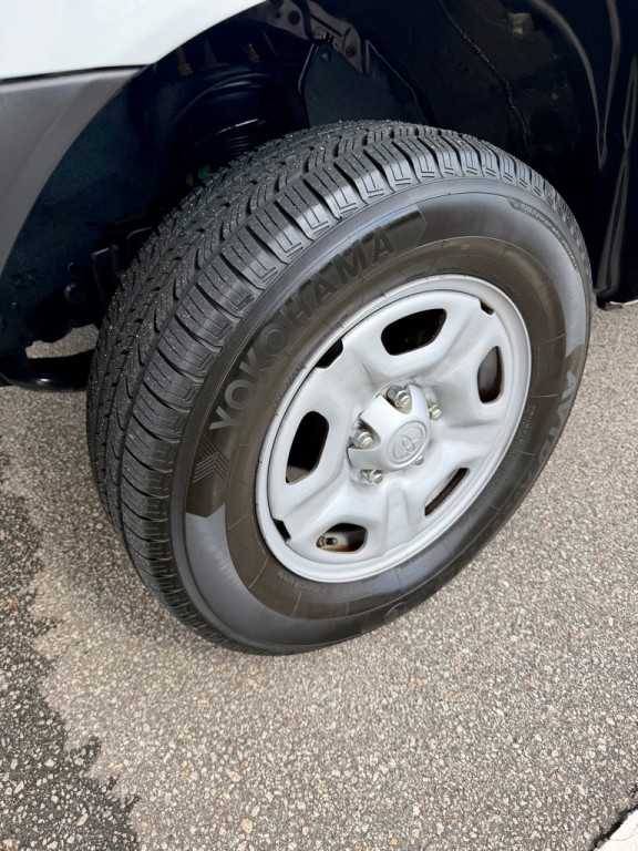 2014 Toyota Tacoma Image 9