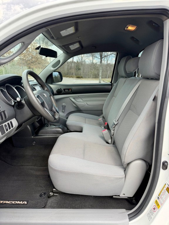 2014 Toyota Tacoma Image 10