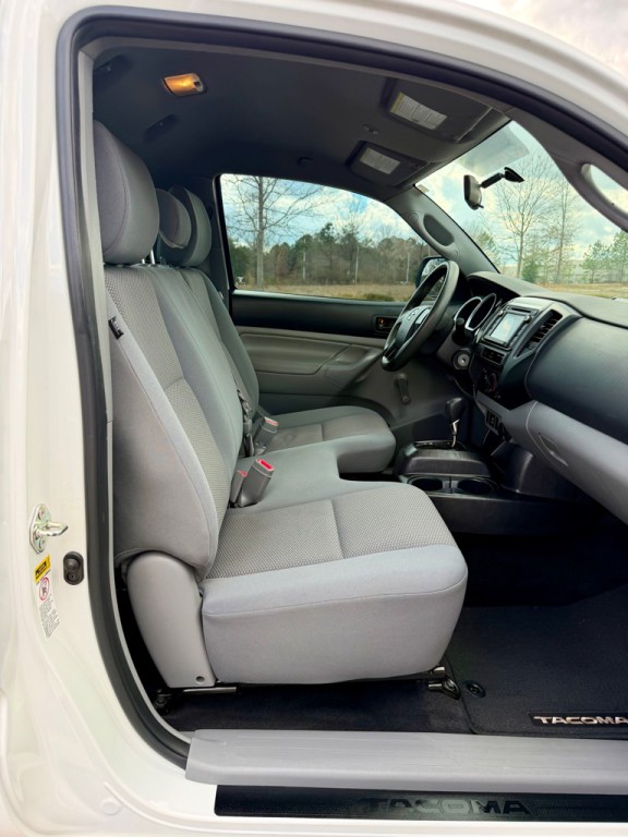 2014 Toyota Tacoma Image 14