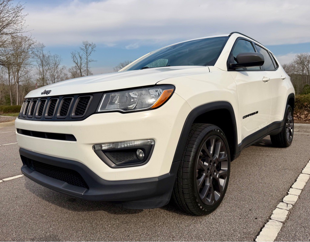 2021 Jeep Compass Image 1