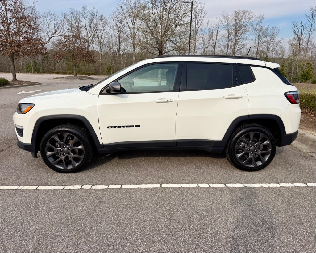 2021 Jeep Compass Image 8