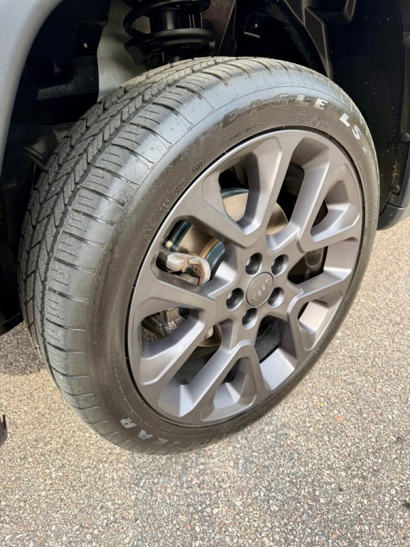 2021 Jeep Compass Image 9