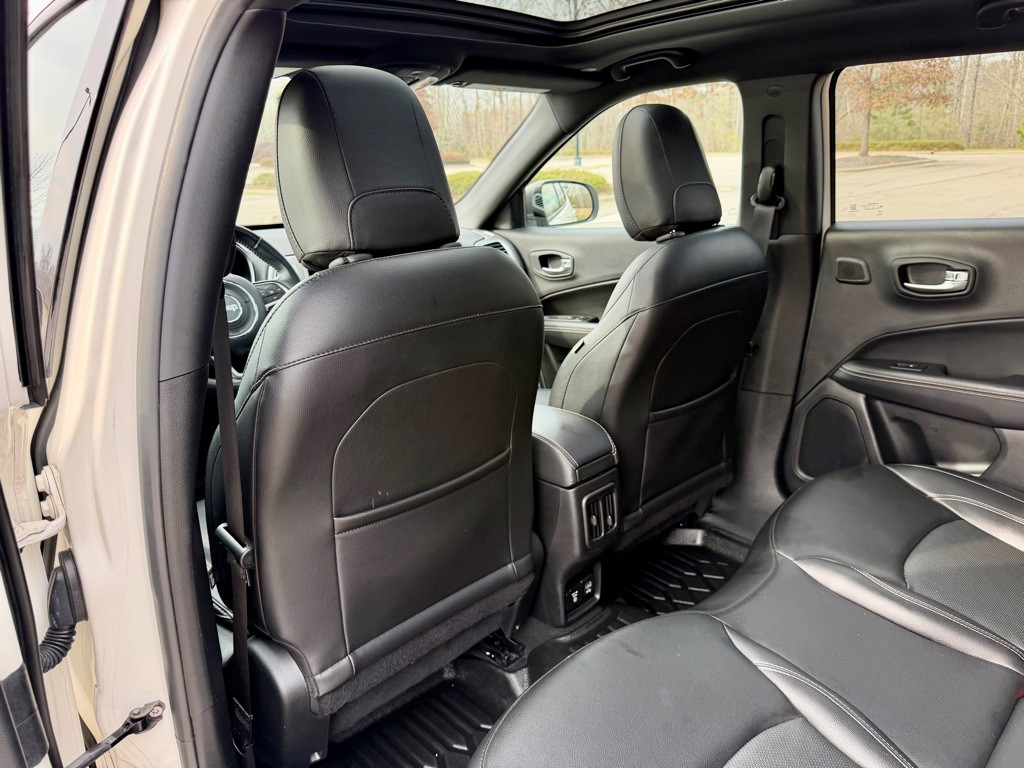 2021 Jeep Compass Image 16