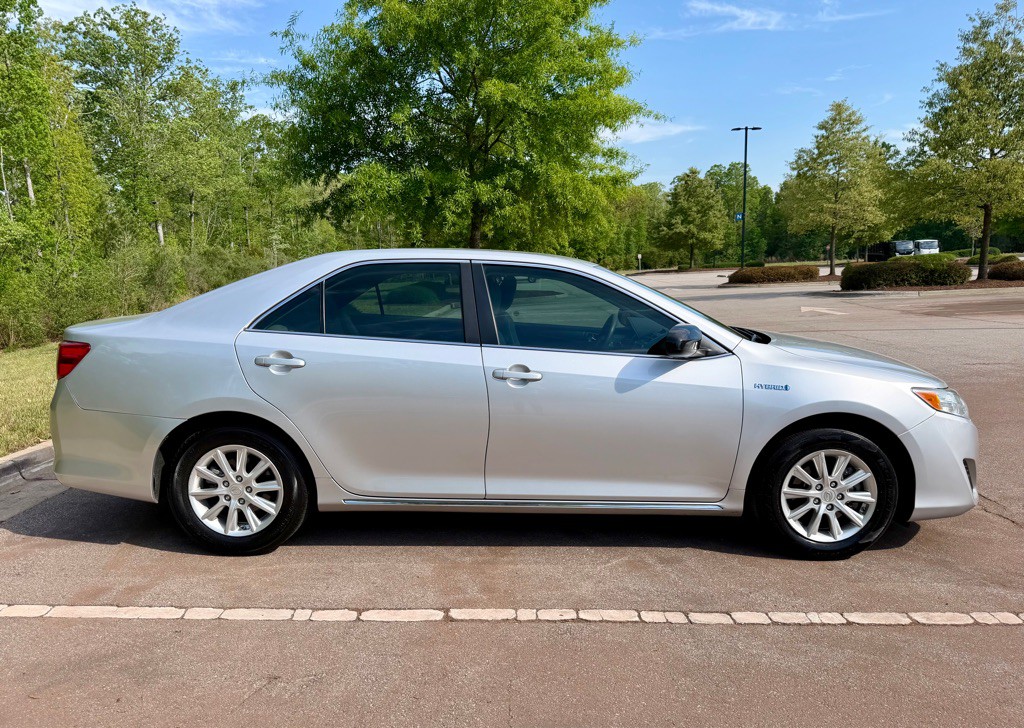 2012 Toyota Camry Image 4