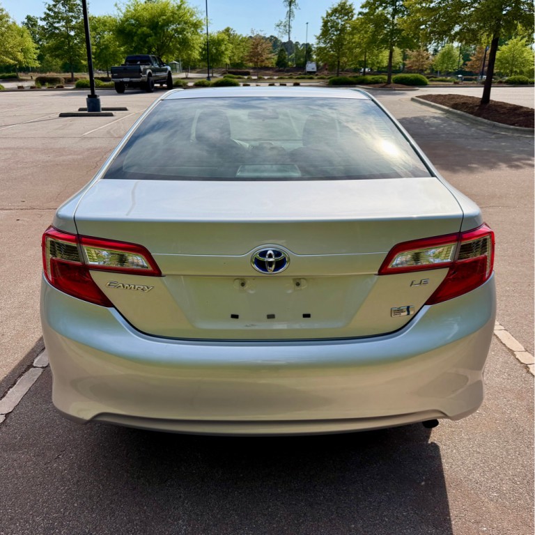 2012 Toyota Camry Image 6