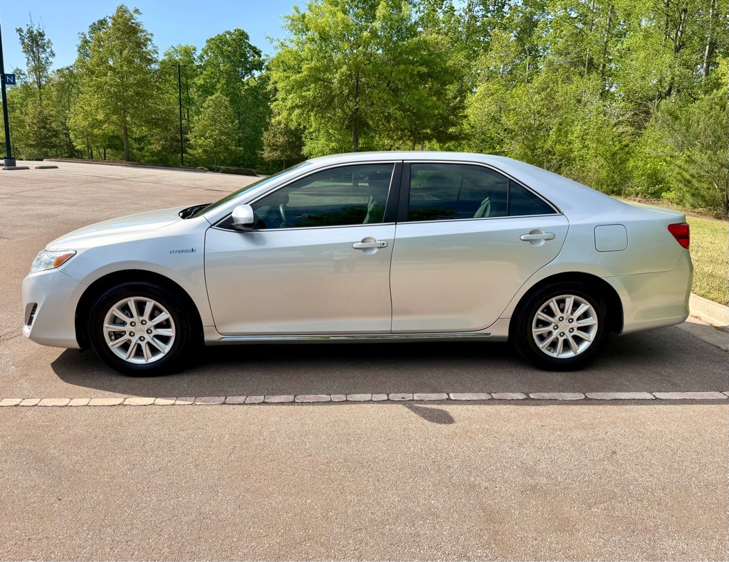 2012 Toyota Camry Image 8