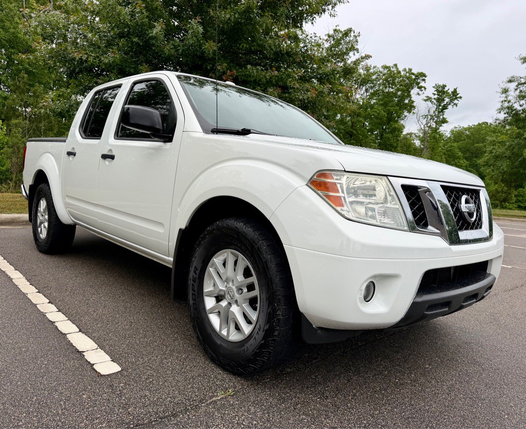 2018 Nissan Frontier Image 3