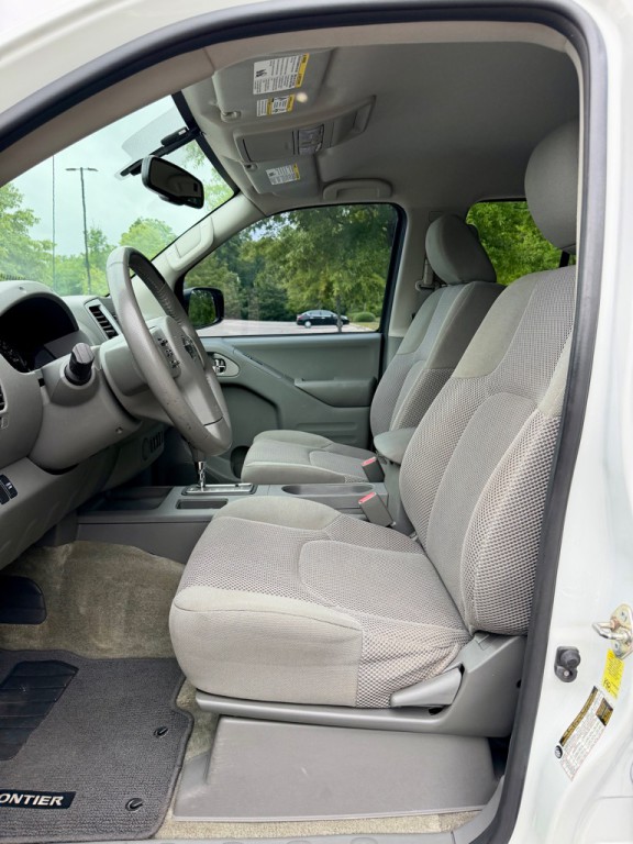 2018 Nissan Frontier Image 10