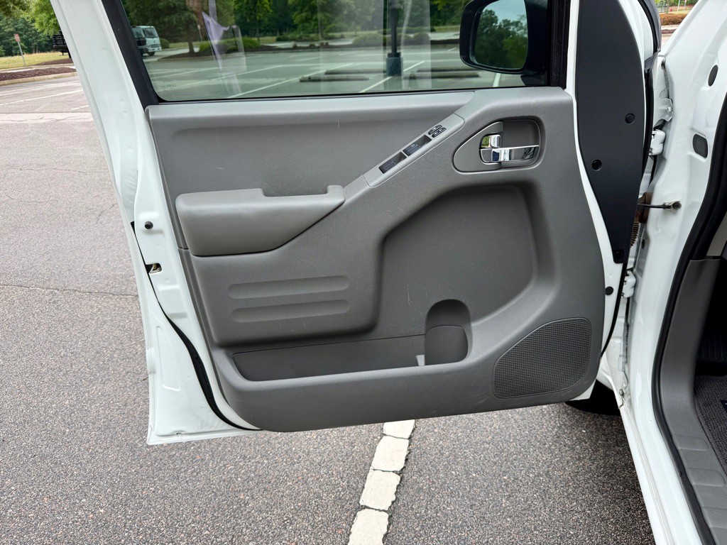2018 Nissan Frontier Image 13