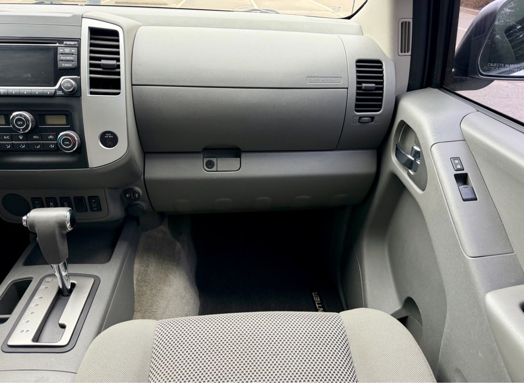 2018 Nissan Frontier Image 21
