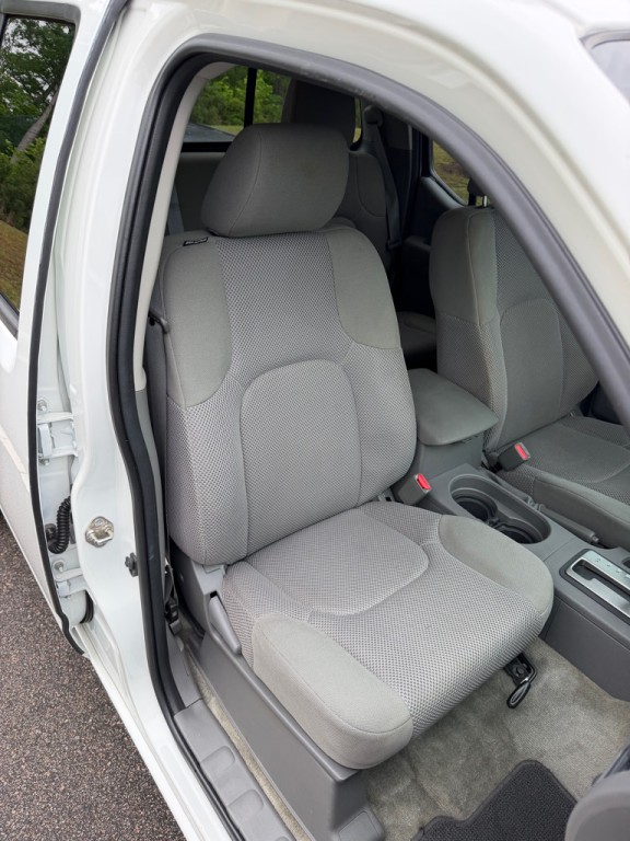 2018 Nissan Frontier Image 27
