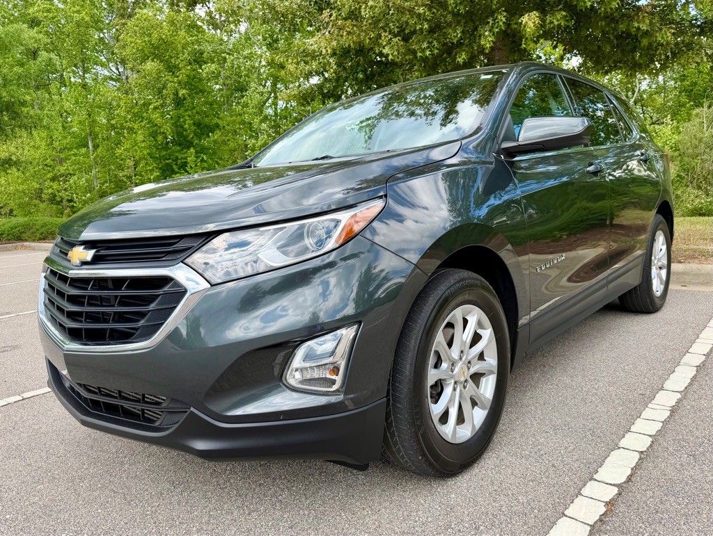 2020 Chevrolet Equinox Image 1