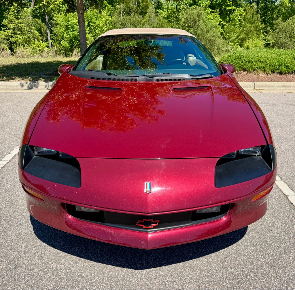 1995 Chevrolet Camaro Image 2