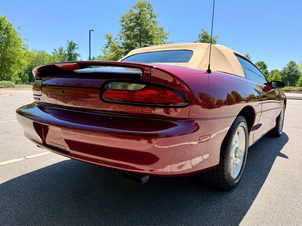 1995 Chevrolet Camaro Image 5