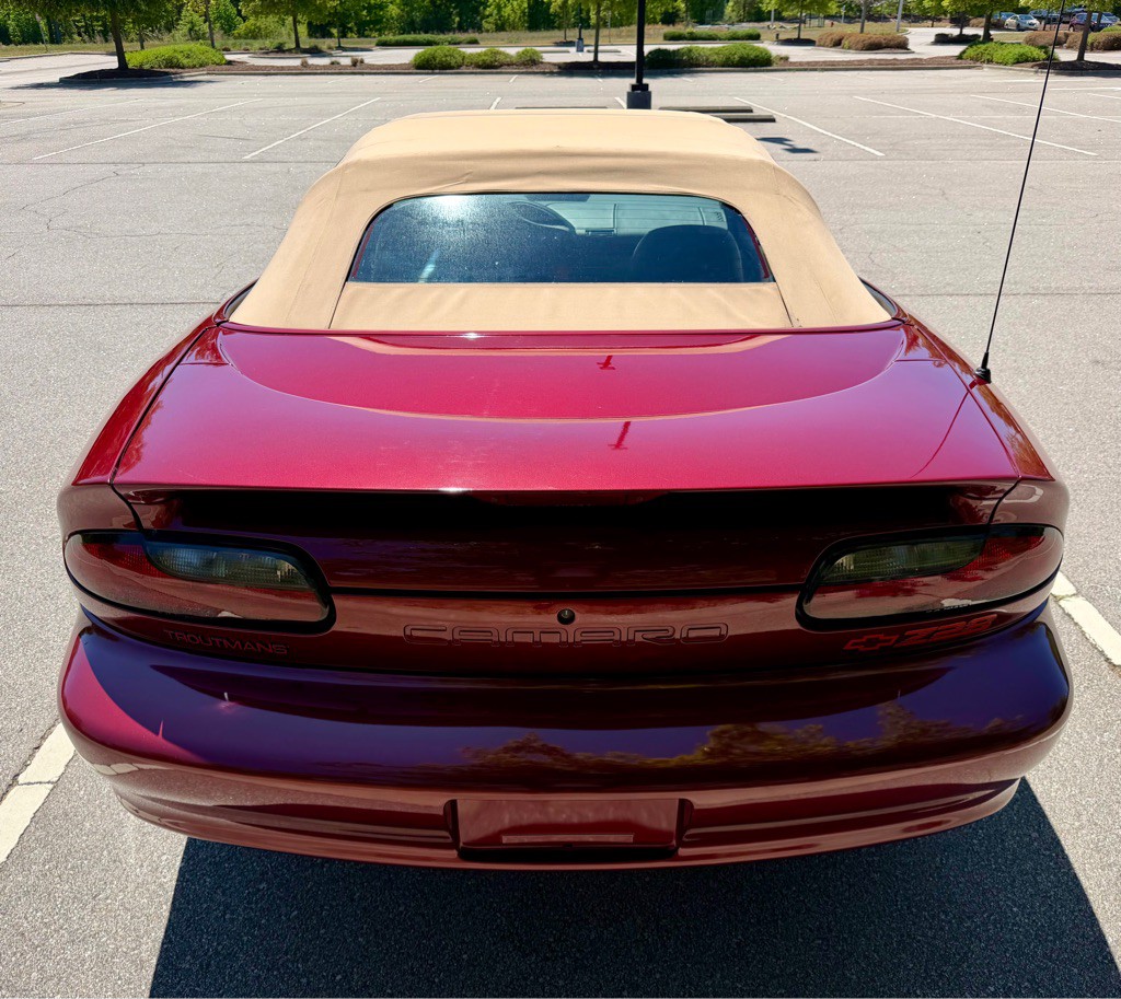 1995 Chevrolet Camaro Image 6