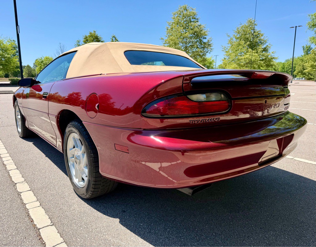1995 Chevrolet Camaro Image 7