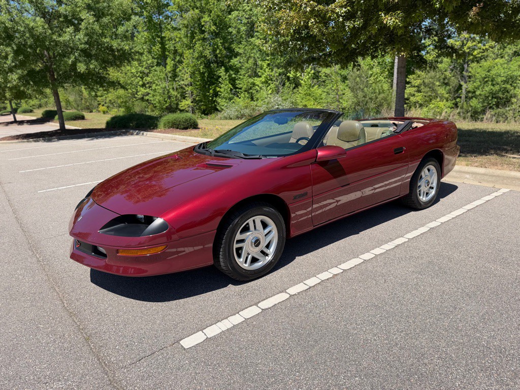 1995 Chevrolet Camaro Image 24