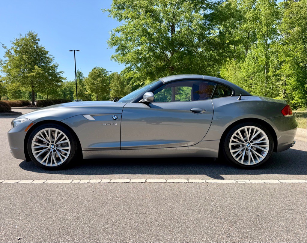 2009 BMW Z4 Image 8
