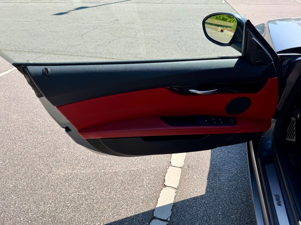 2009 BMW Z4 Image 15