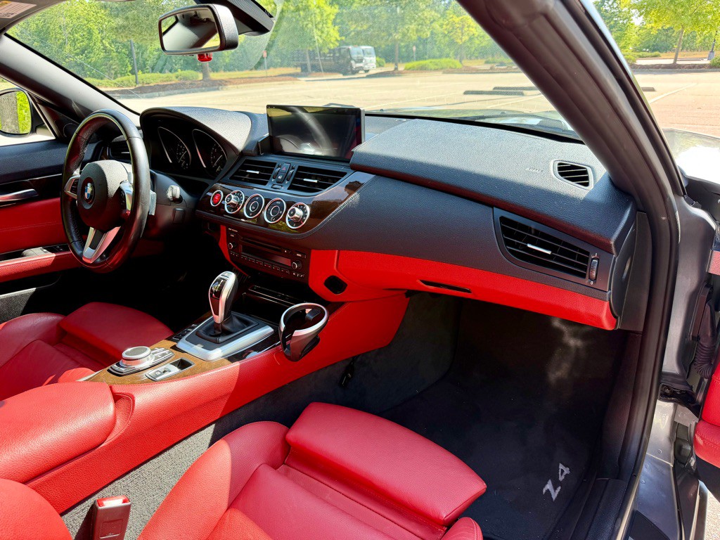 2009 BMW Z4 Image 18