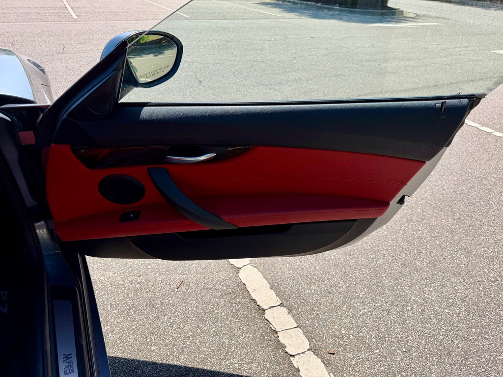 2009 BMW Z4 Image 19