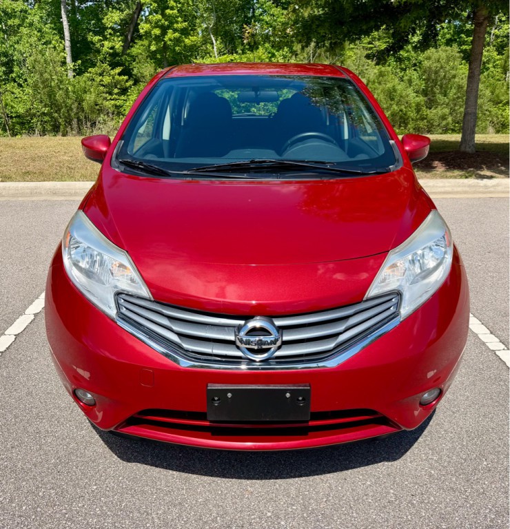 2015 Nissan Versa Image 2