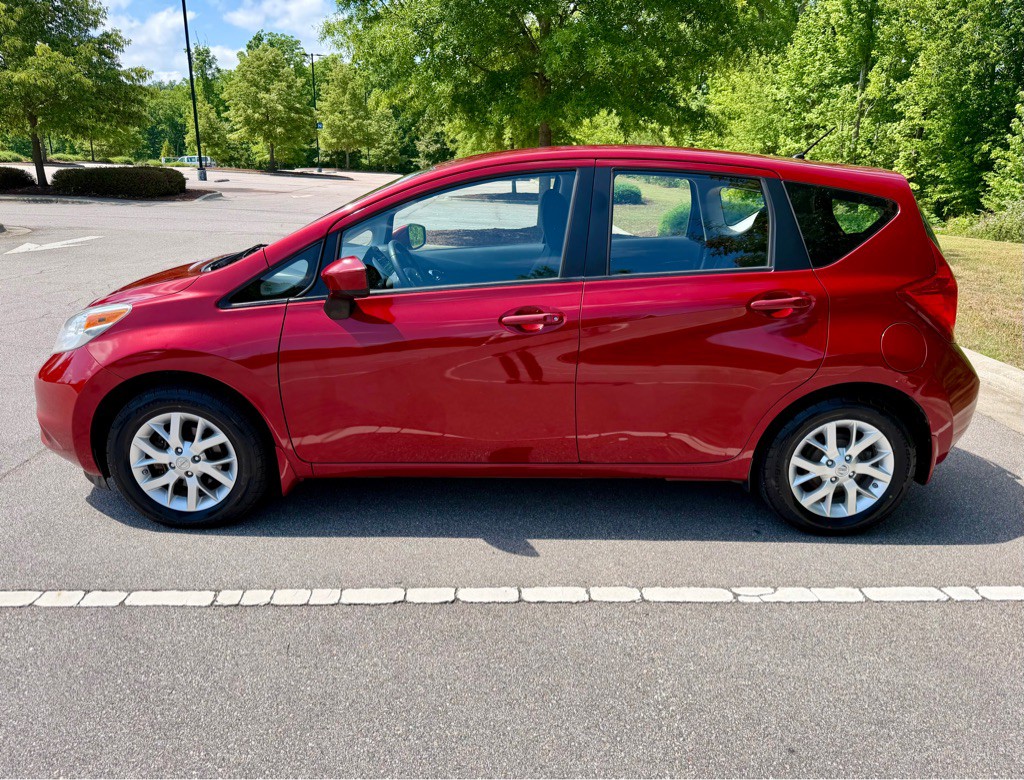 2015 Nissan Versa Image 8