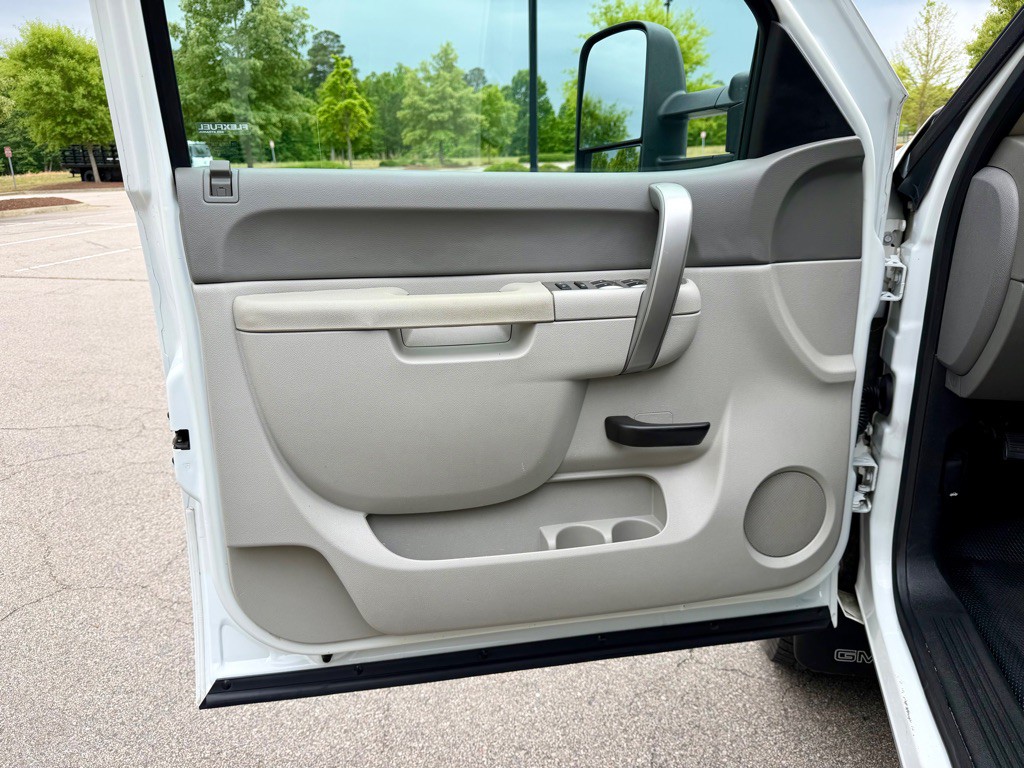 2013 GMC Sierra Image 13