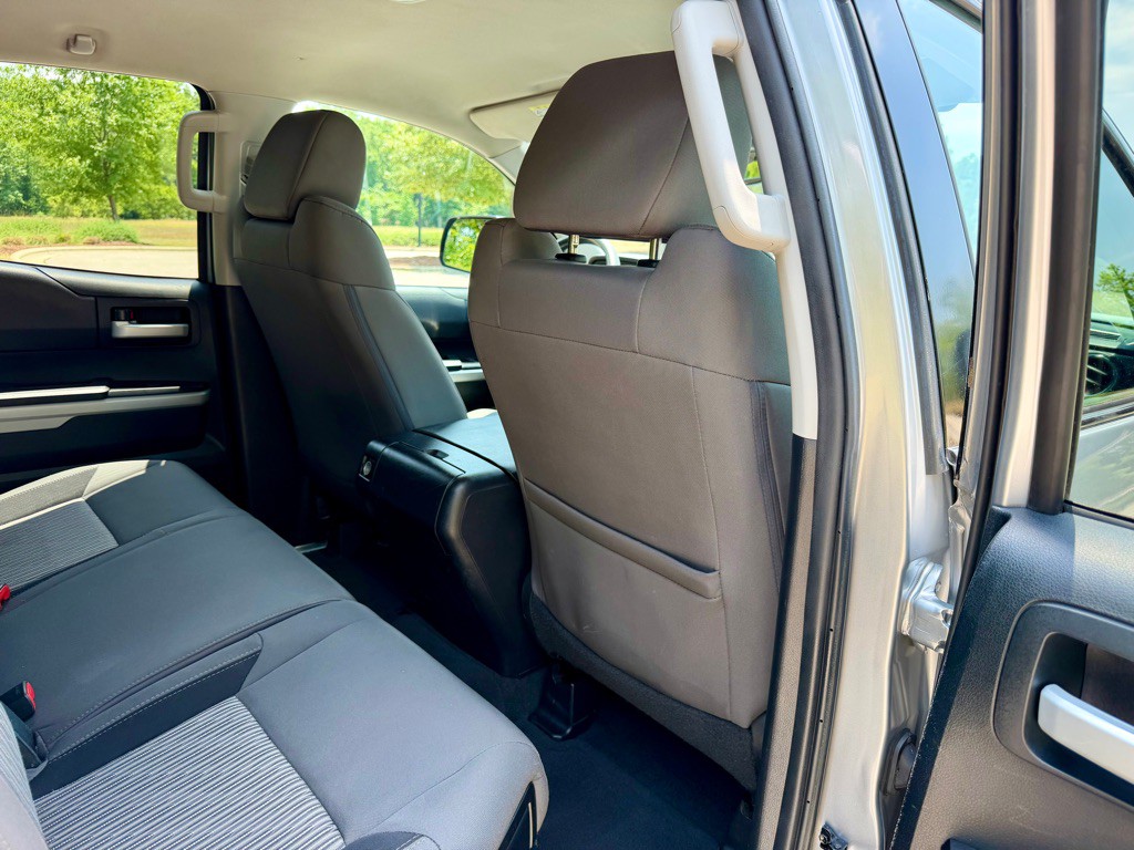 2016 Toyota Tundra Image 23