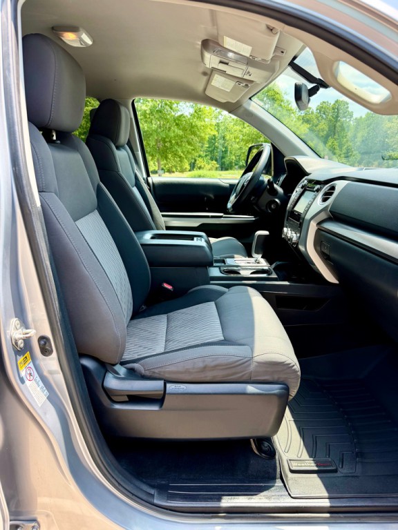 2016 Toyota Tundra Image 25
