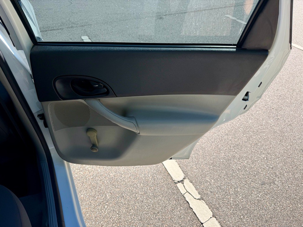 2007 Ford Focus Image 22