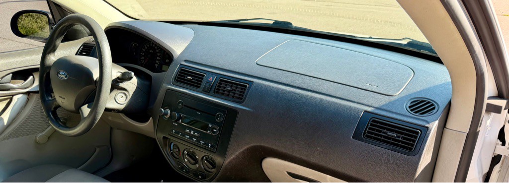 2007 Ford Focus Image 24