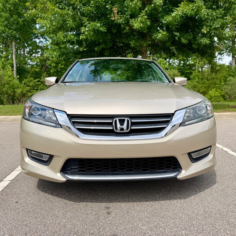 2013 Honda Accord Image 2