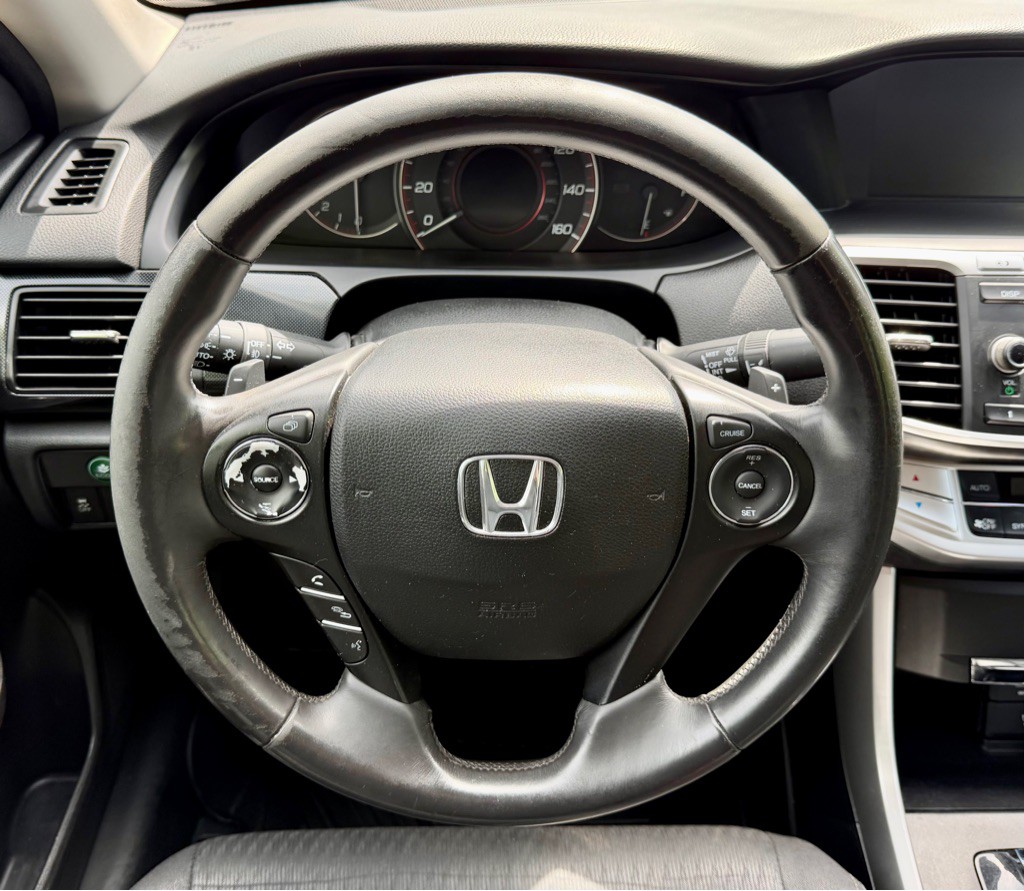 2013 Honda Accord Image 16
