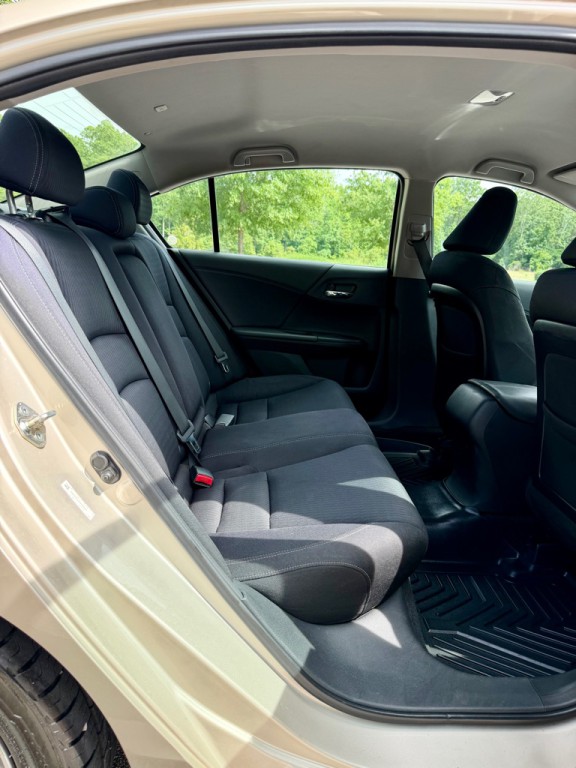 2013 Honda Accord Image 19