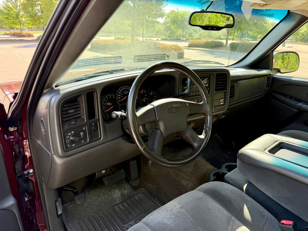 2003 Chevrolet Silverado 1500 Image 11