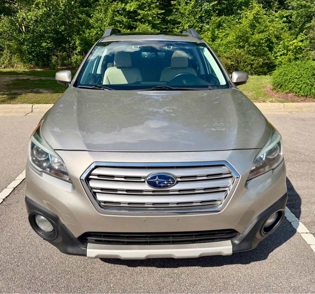 2017 Subaru Outback Image 2