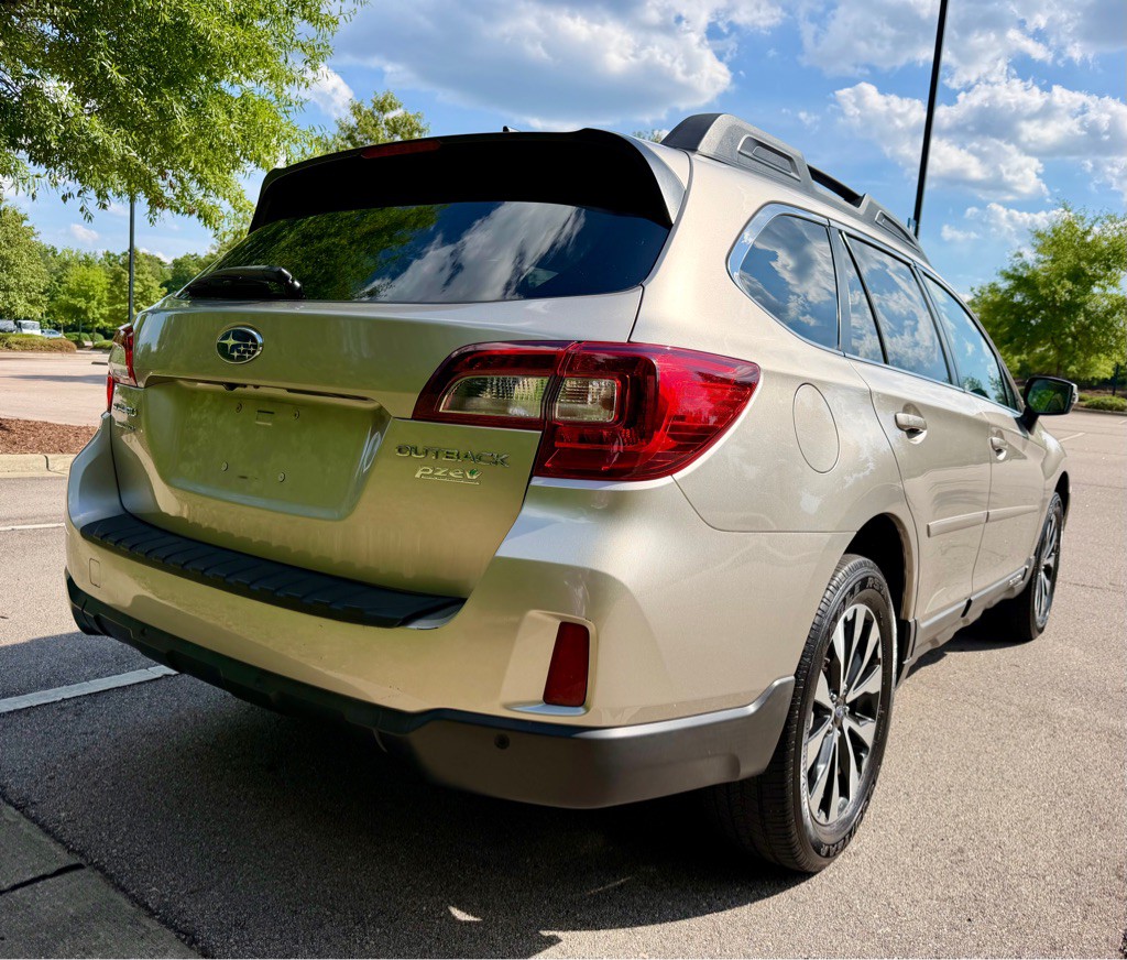 2017 Subaru Outback Image 5