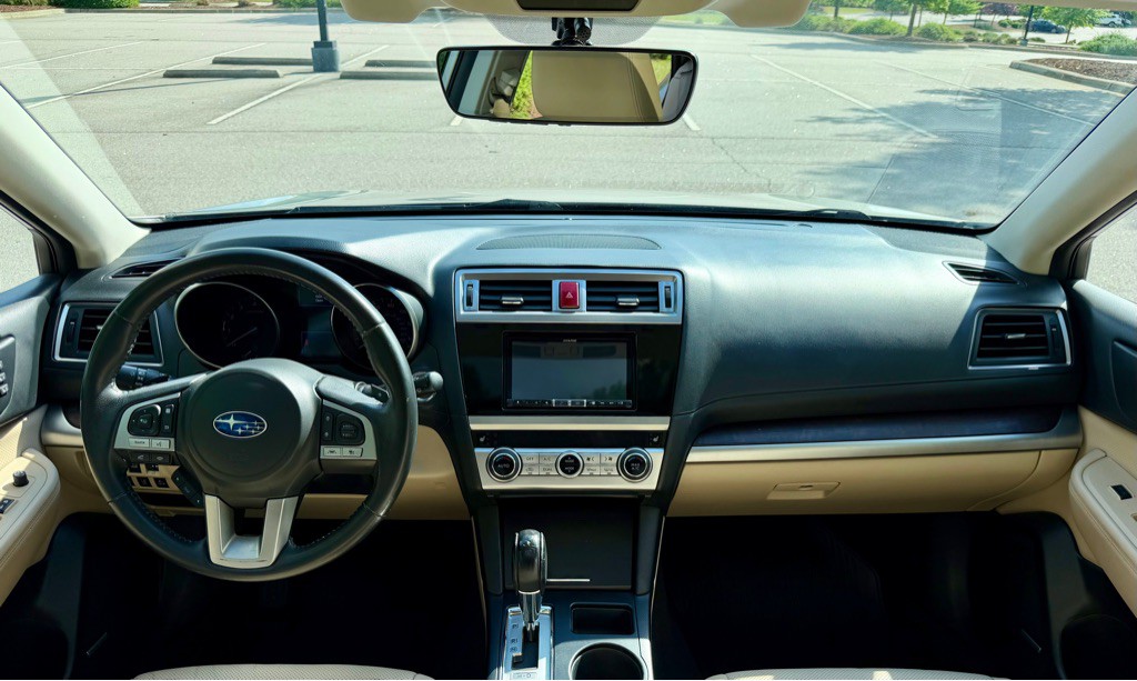 2017 Subaru Outback Image 17