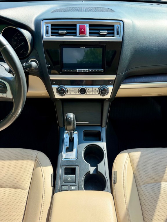 2017 Subaru Outback Image 19