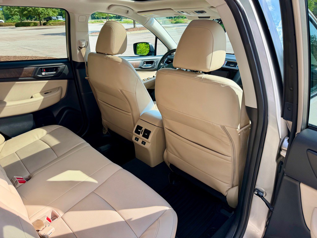 2017 Subaru Outback Image 24