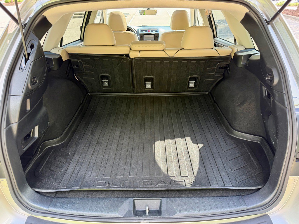 2017 Subaru Outback Image 30