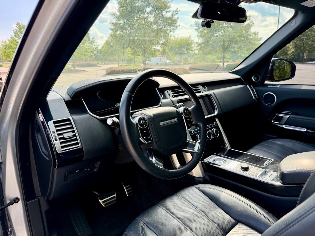 2014 Land Rover Range Rover Image 12